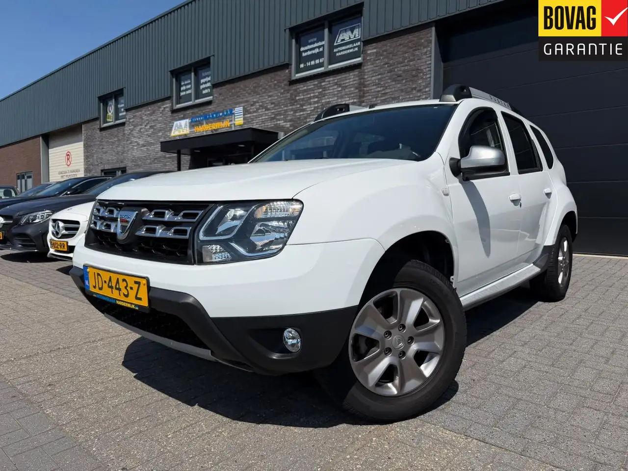 Dacia Duster 1.2 TCe 4x2 10th Anniversary | 2E EIGENAAR | 3/6 O — photo 1 of 33