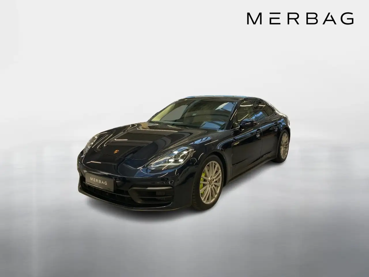 Porsche Panamera 4 E-HYBRID — photo 1 of 15