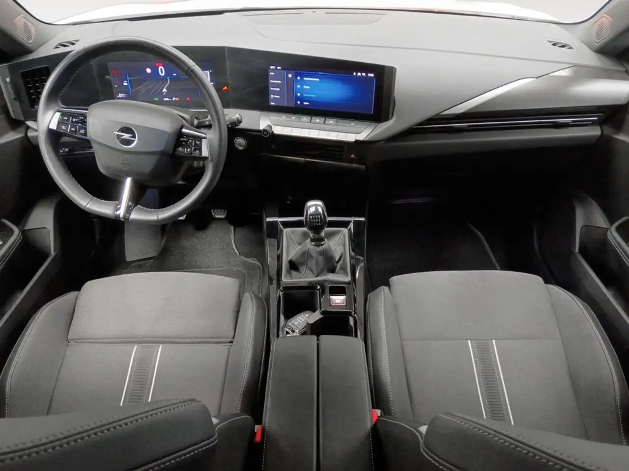 2024 Opel Astra 1.2T XHT S/S GS 130, photograph 8