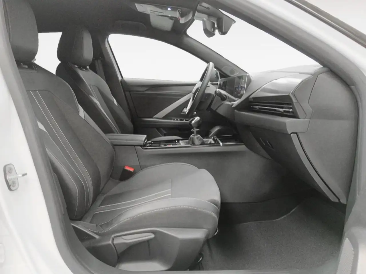 2024 Opel Astra 1.2T XHT S/S GS 130, photograph 12