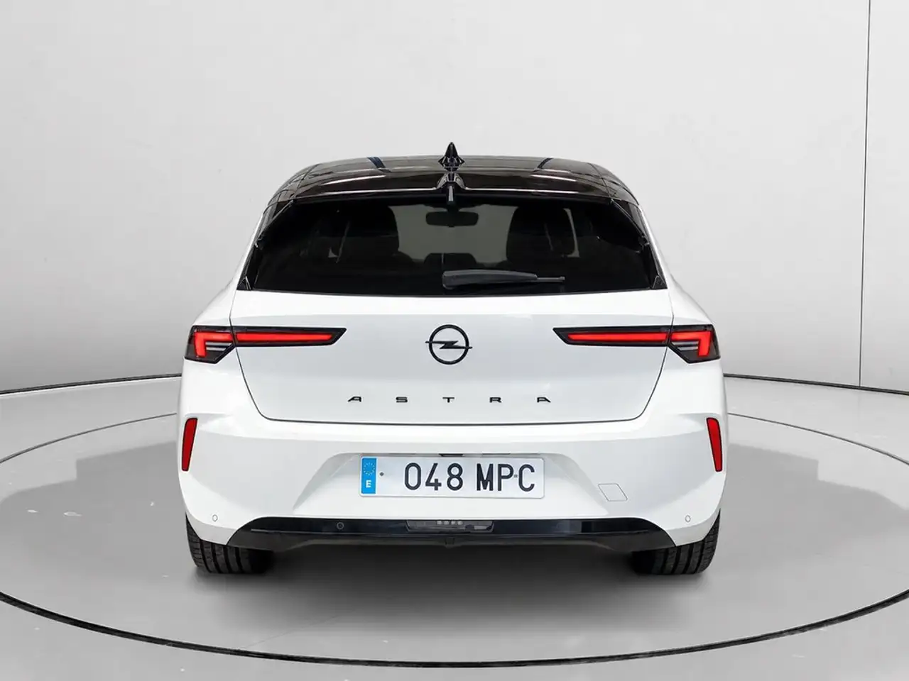 2024 Opel Astra 1.2T XHT S/S GS 130, photograph 4