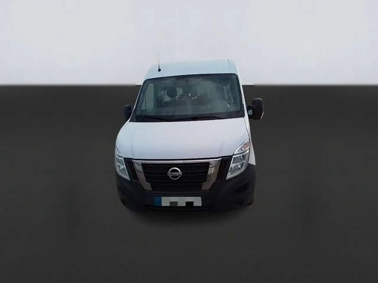 Nissan Interstar Combi 9 L2H2 2.3dCi 107kW FWD Optima — photo 1 of 15