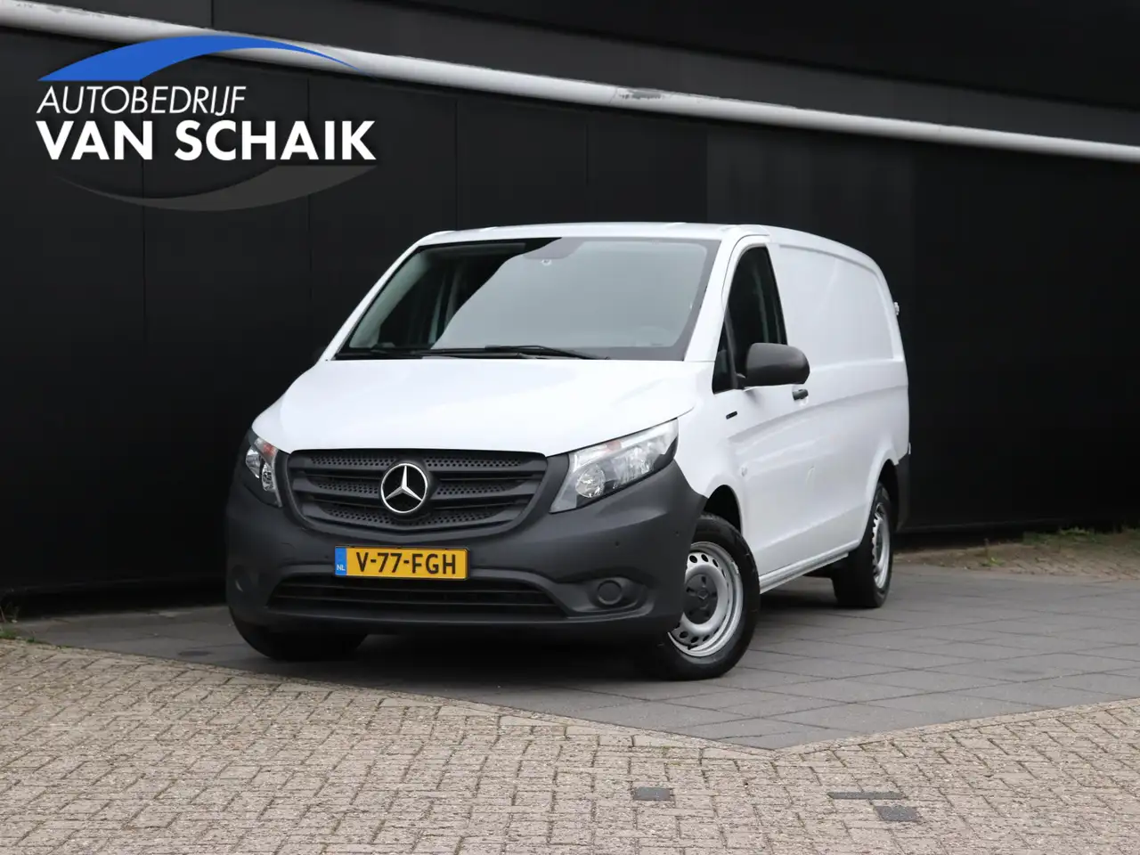 Mercedes-Benz Vito eVito Lang 66 kWh | STOELVERW. | CAMERA | NAVI | A — photo 1 of 24