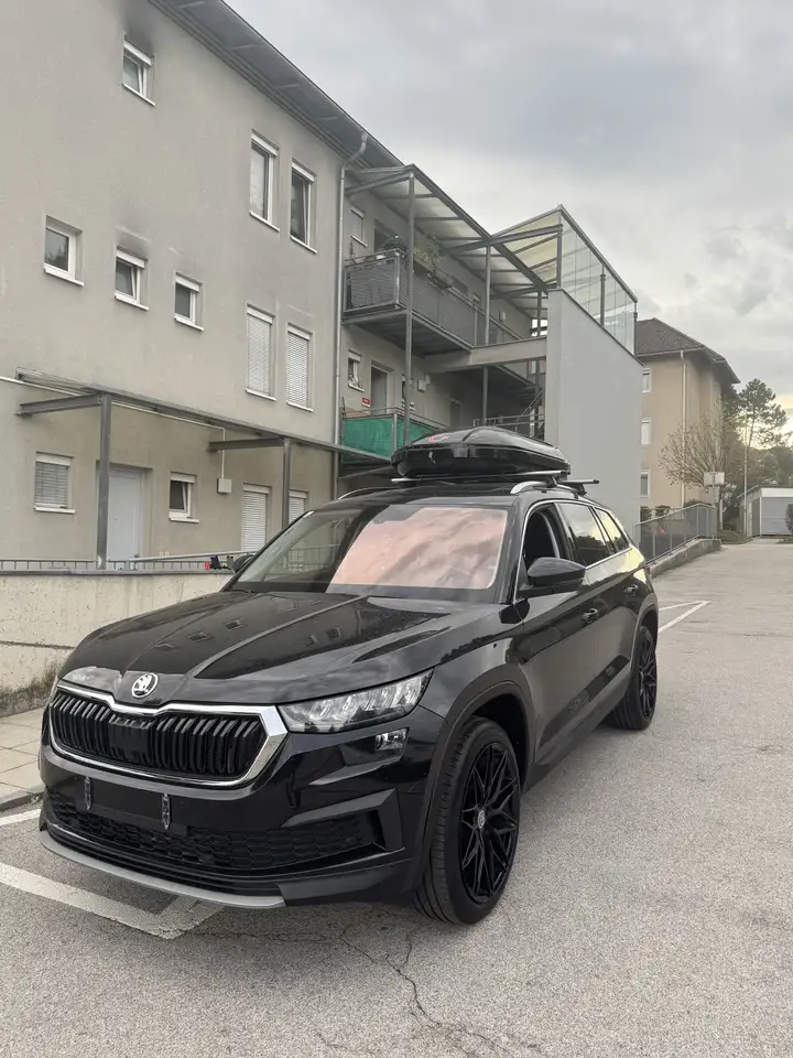 Skoda Kodiaq 2,0 TDI DSG *7 SITZER* *PANO* — photo 1 of 20