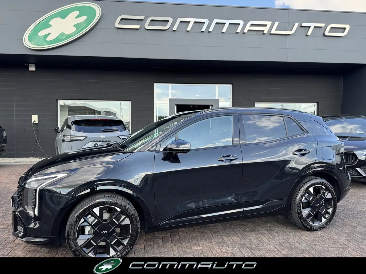 Kia Sportage 1.6 CRDi MHEV DCT GT-line — photo 1 of 15