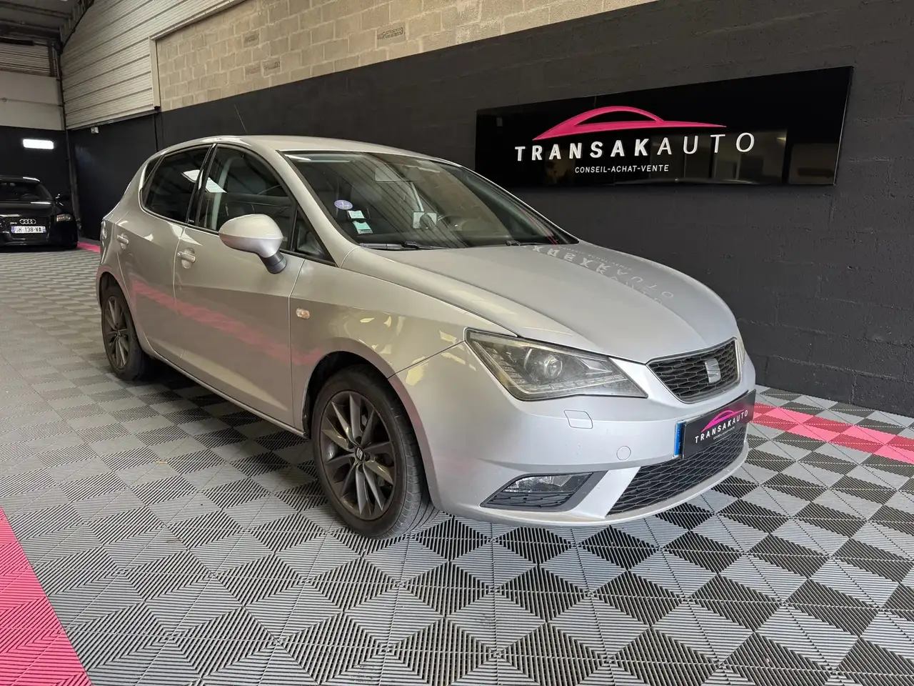 SEAT Ibiza 1.2 TSI i TECH PLUS 85CV — photo 1 of 40