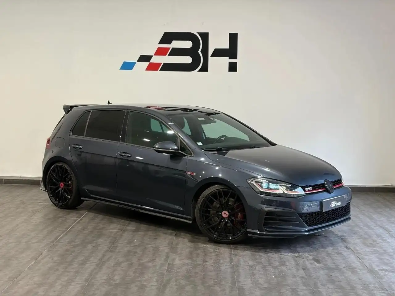 Volkswagen Golf 7.5 GTI PERFORMANCE 2.0 TSI 245 CV DSG/CARPLAY/CAMERA/DYNAUDIO/GARANTIE 3 MOIS — photo 1 of 31