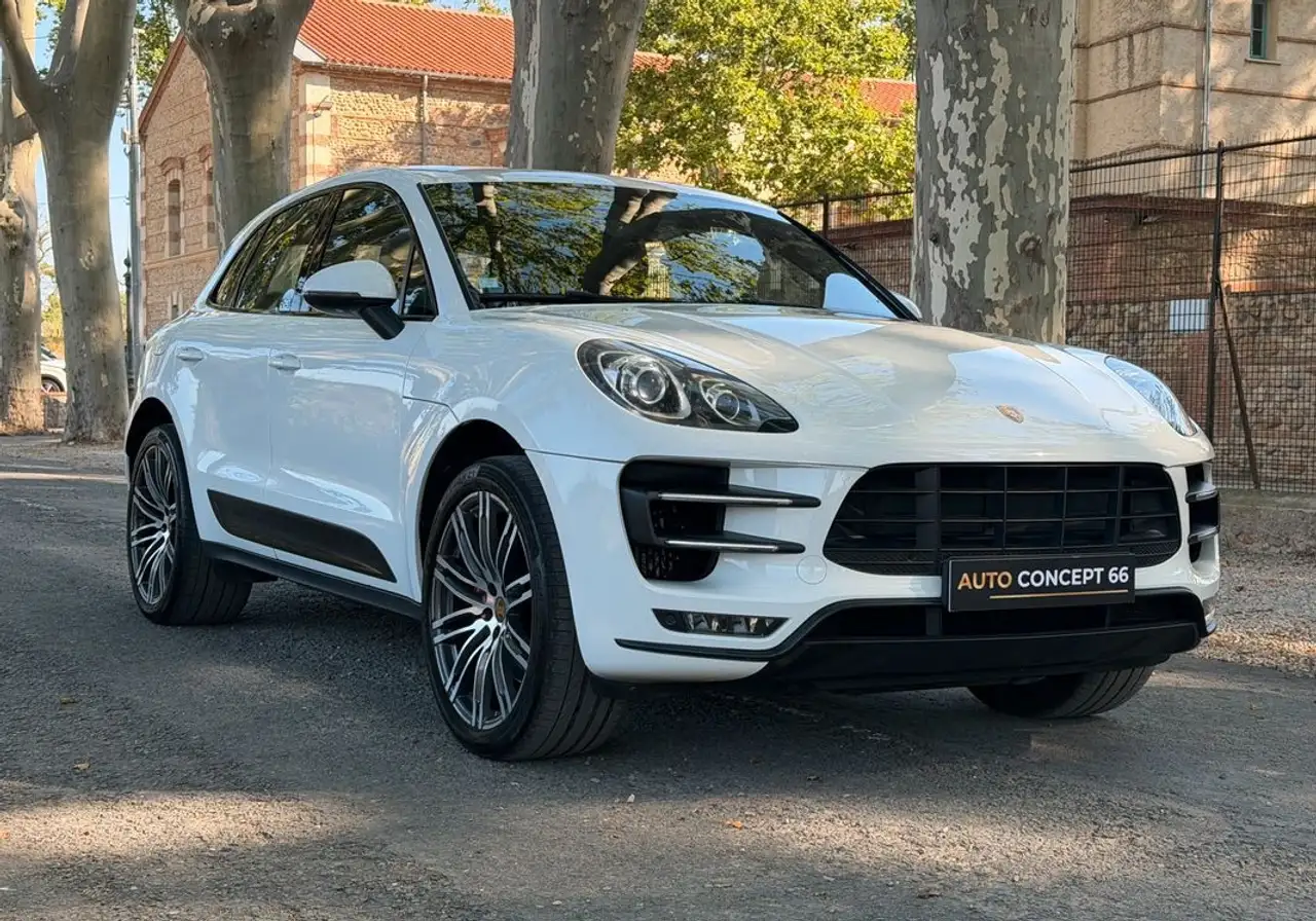 Porsche Macan TURBO 3.6 V6 400 ch PDK — photo 1 of 10
