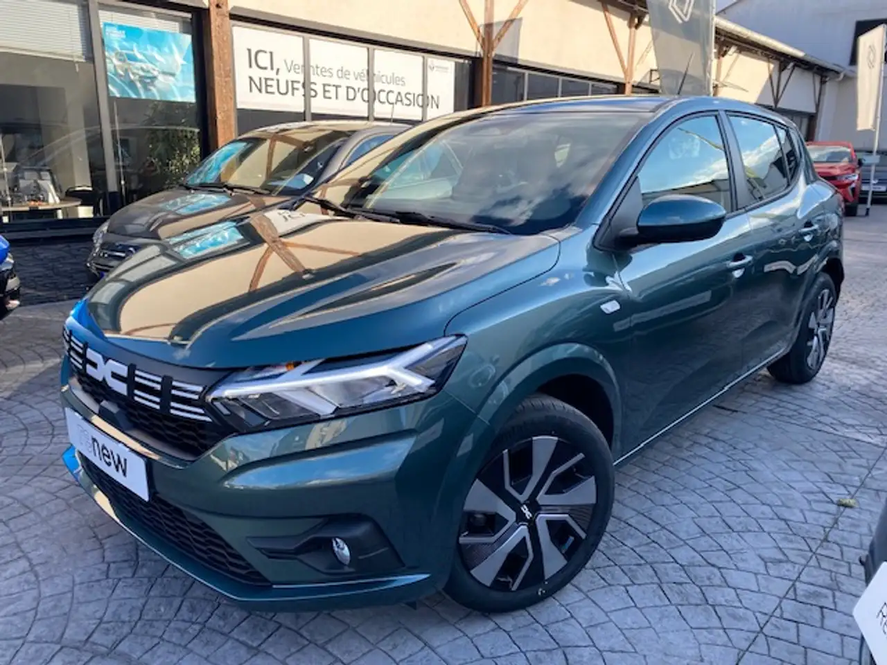 Dacia Sandero Sandero TCe 90 Expression — photo 1 of 16