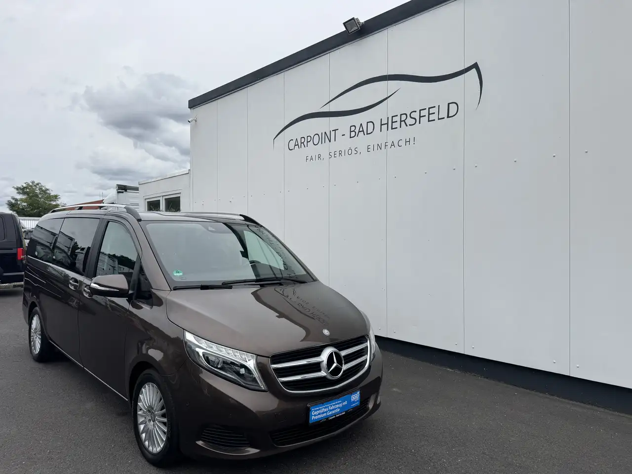 Mercedes-Benz V 250 CDI lang BlueTEC EDITION — photo 1 of 15