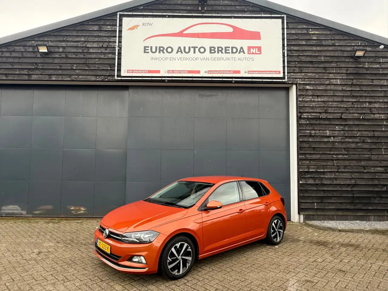 Volkswagen Polo 1.0 TSI Highline — photo 1 of 21