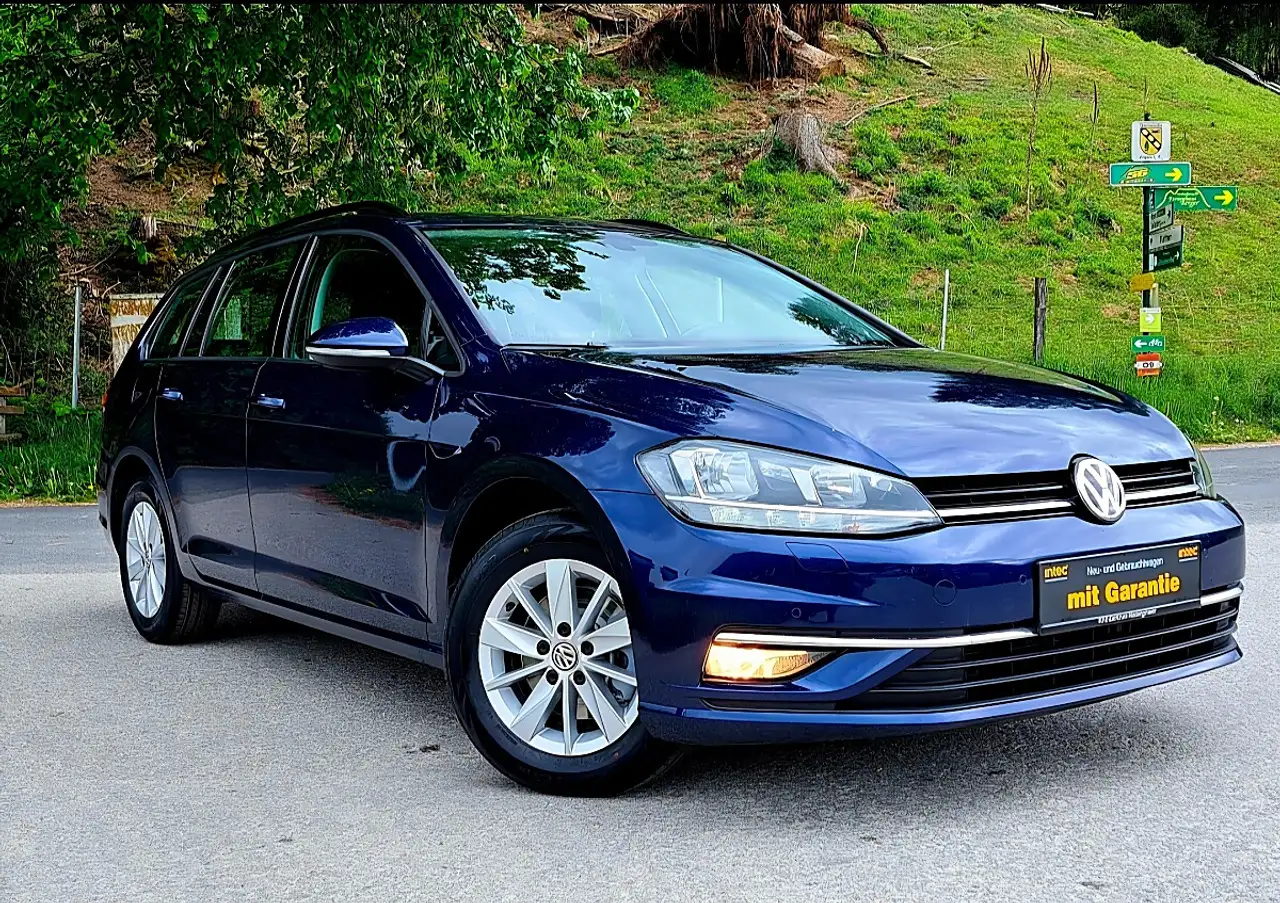 Volkswagen Golf VII 1.6 **Comfortline**1-Besitz*Virtual* — photo 1 of 33