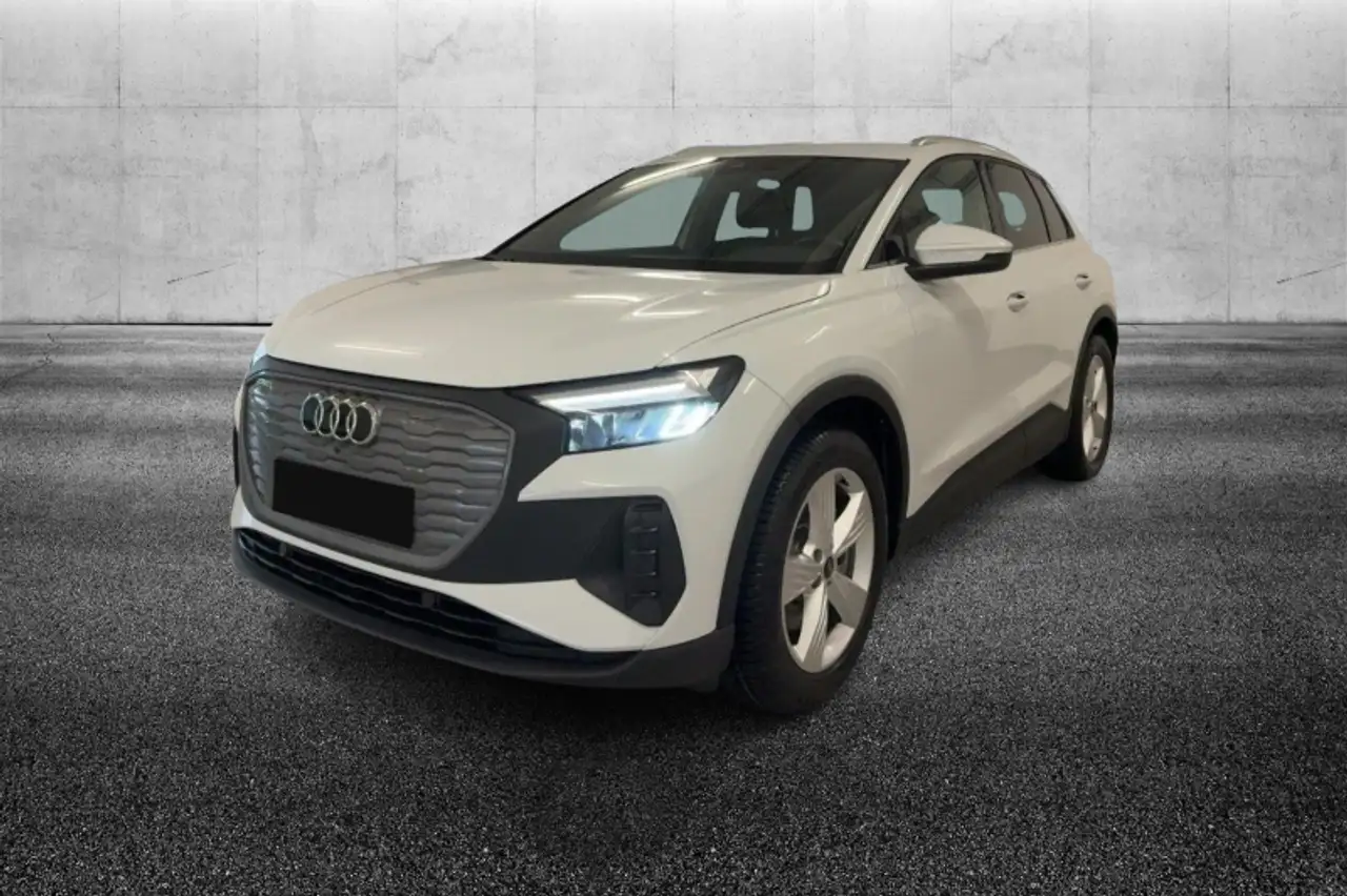 Audi Q4 e-tron Q4 40 e-tron — photo 1 of 8