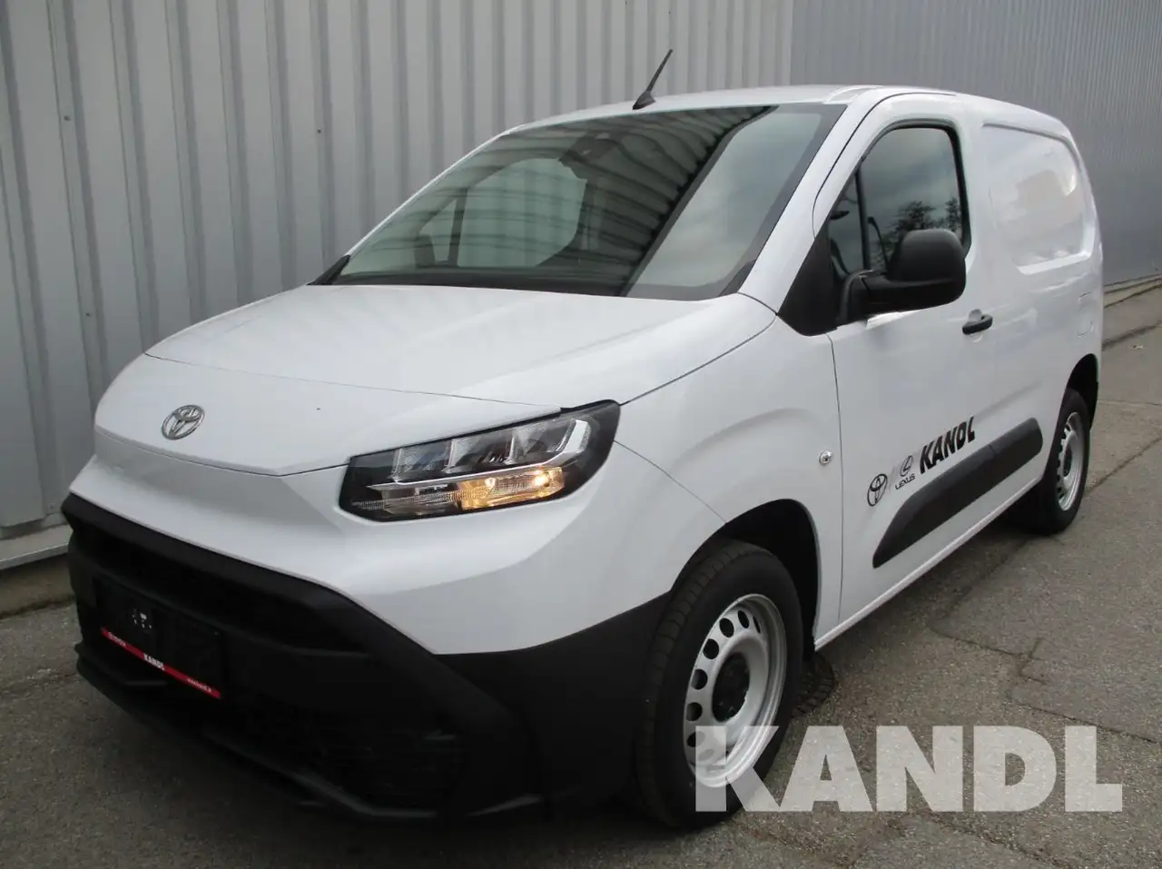 Toyota Proace City Kasten 1.5 D 100 L1 ProWork LED+SHZ — photo 1 of 20