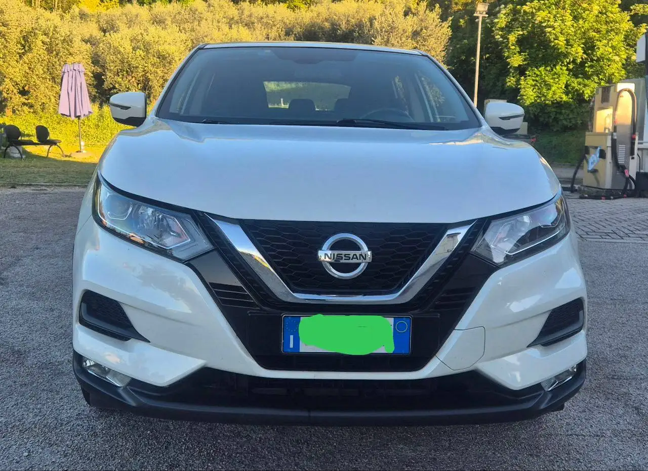 Nissan Qashqai Qashqai II 2017 1.5 dci Visia 115cv — photo 1 of 10
