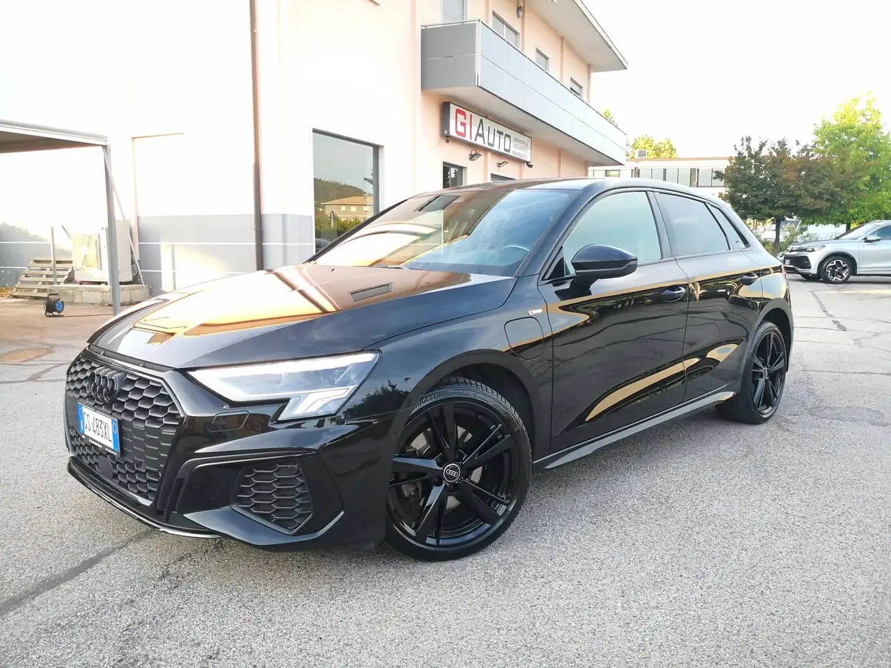 Audi A3 SPB 40 TFSI e S tronic Identity Black S LINE ***TAGLIANDI AUDI*** — photo 1 of 15