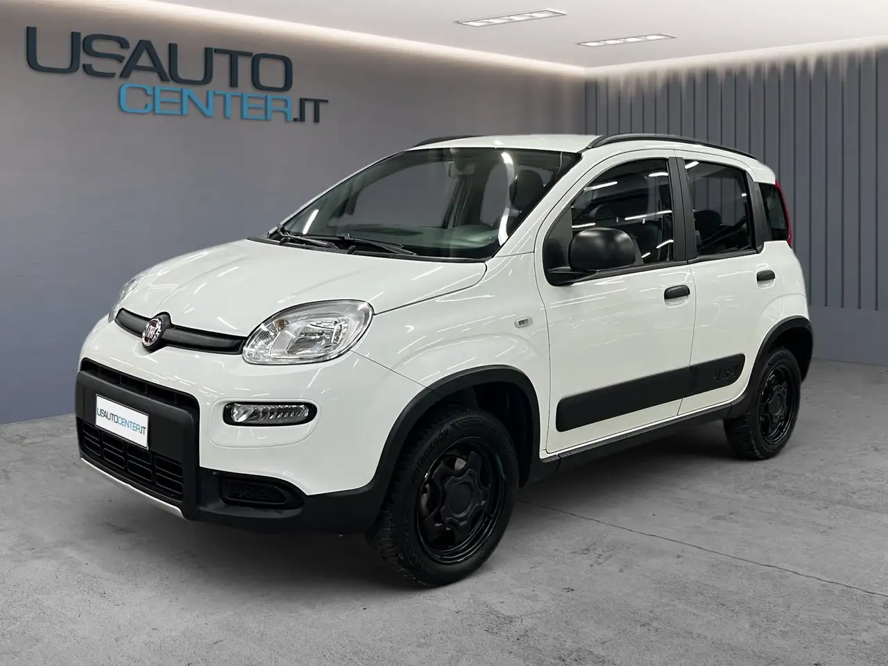 Fiat Panda III 2016 4x4 0.9 t.air t. 4x4 s&s 85cv my19 — photo 1 of 15