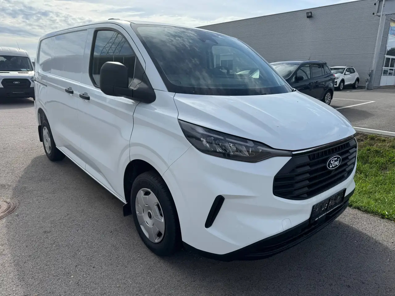 Ford Transit Custom 2.0 Ecoblue 280 L1 Trend Lagerbonus — photo 1 of 5