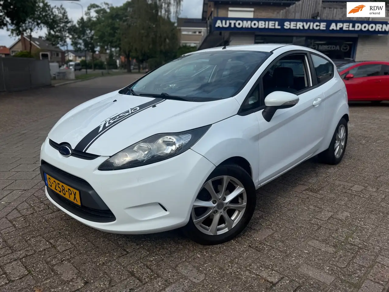 Ford Fiesta 1.25 Trend * STOELVERW.*AIRCO*APK*ELEKTR. RAMEN*LM — photo 1 of 23