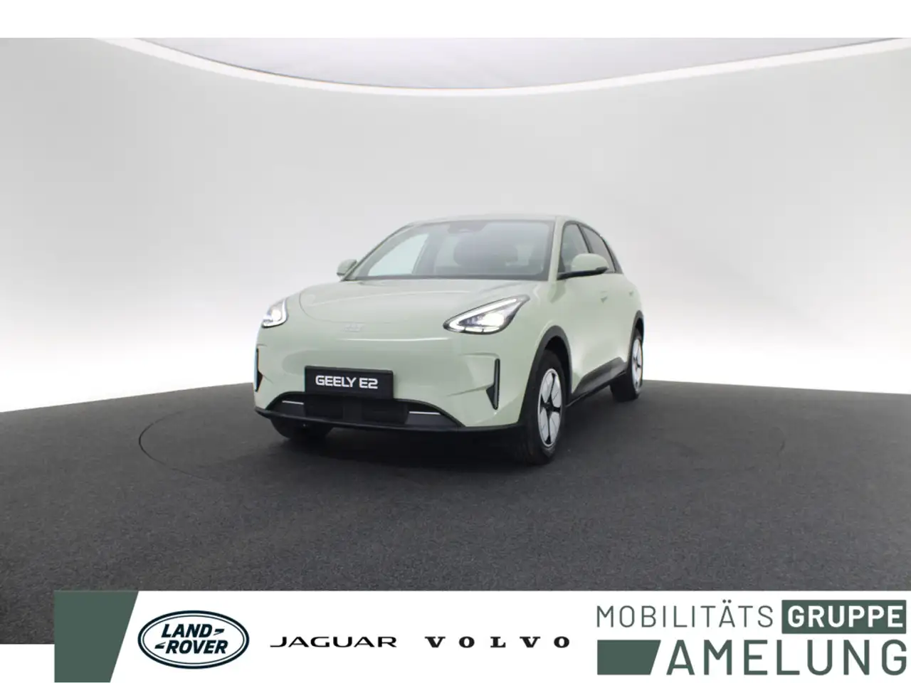 Geely Sonstige — photo 1 of 40