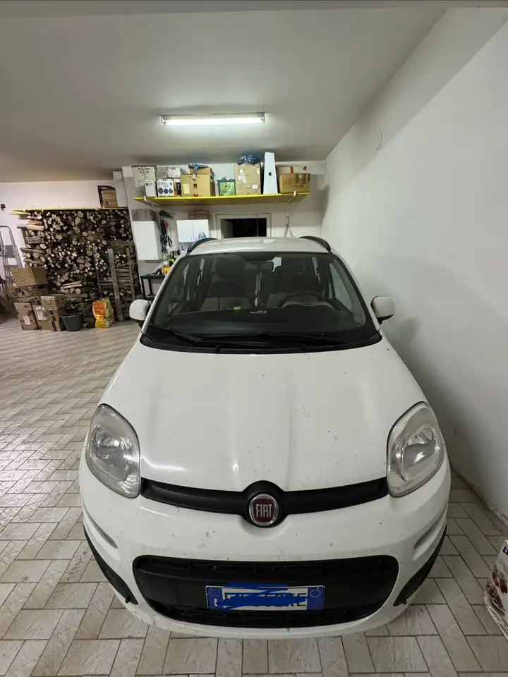 Fiat Panda 0.9 t.air t. natural power Lounge 80cv E6 — photo 1 of 7
