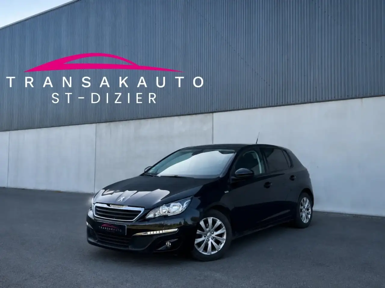 Peugeot 308 II Style 1.6 HDi - 100ch GPS Climatisation Radar AV-AR Distribution effectuee — photo 1 of 40