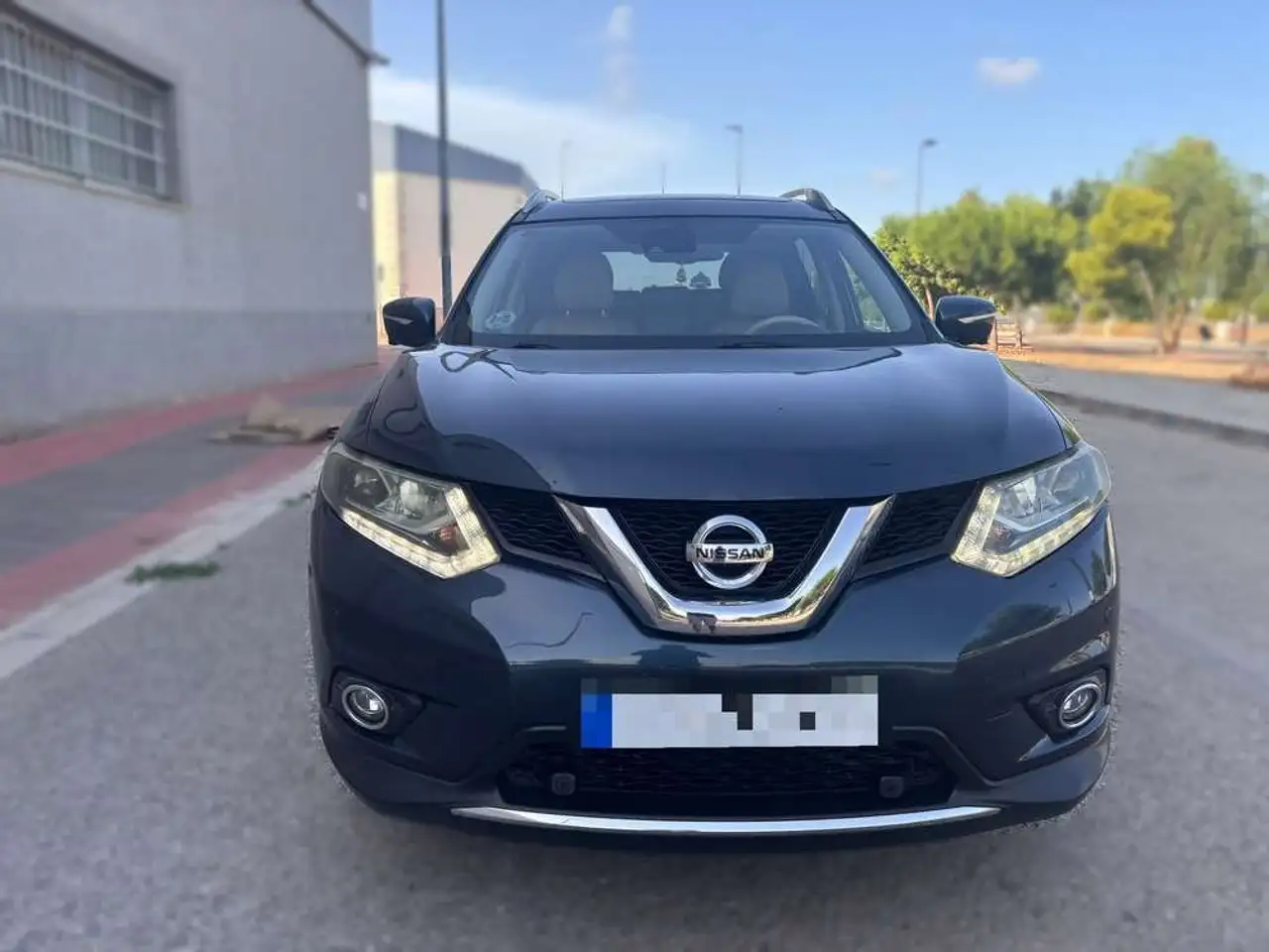 Nissan X-Trail 1.6 dCi XTRONIC TEKNA — photo 1 of 15