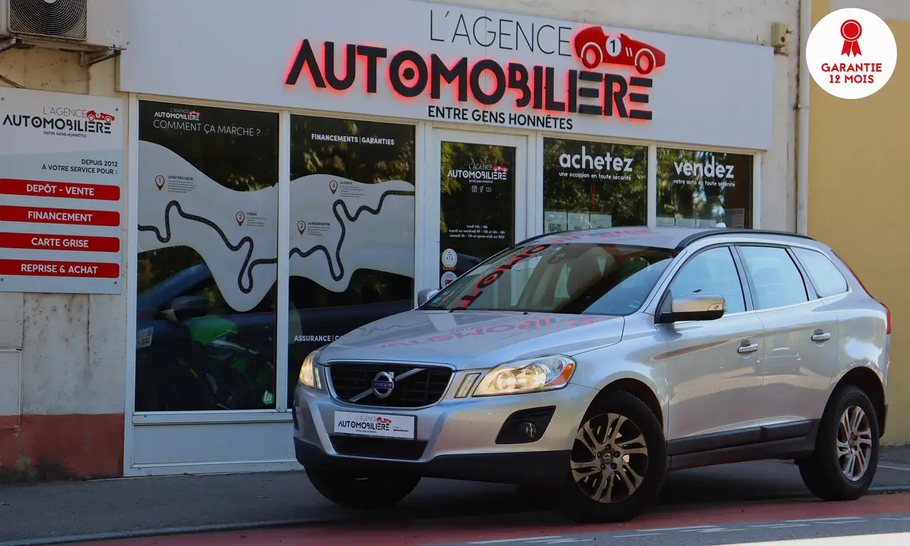 Volvo XC60 D3 175 Geartronic FWD (Hayon électrique, Sièges chauffants) — photo 1 of 38