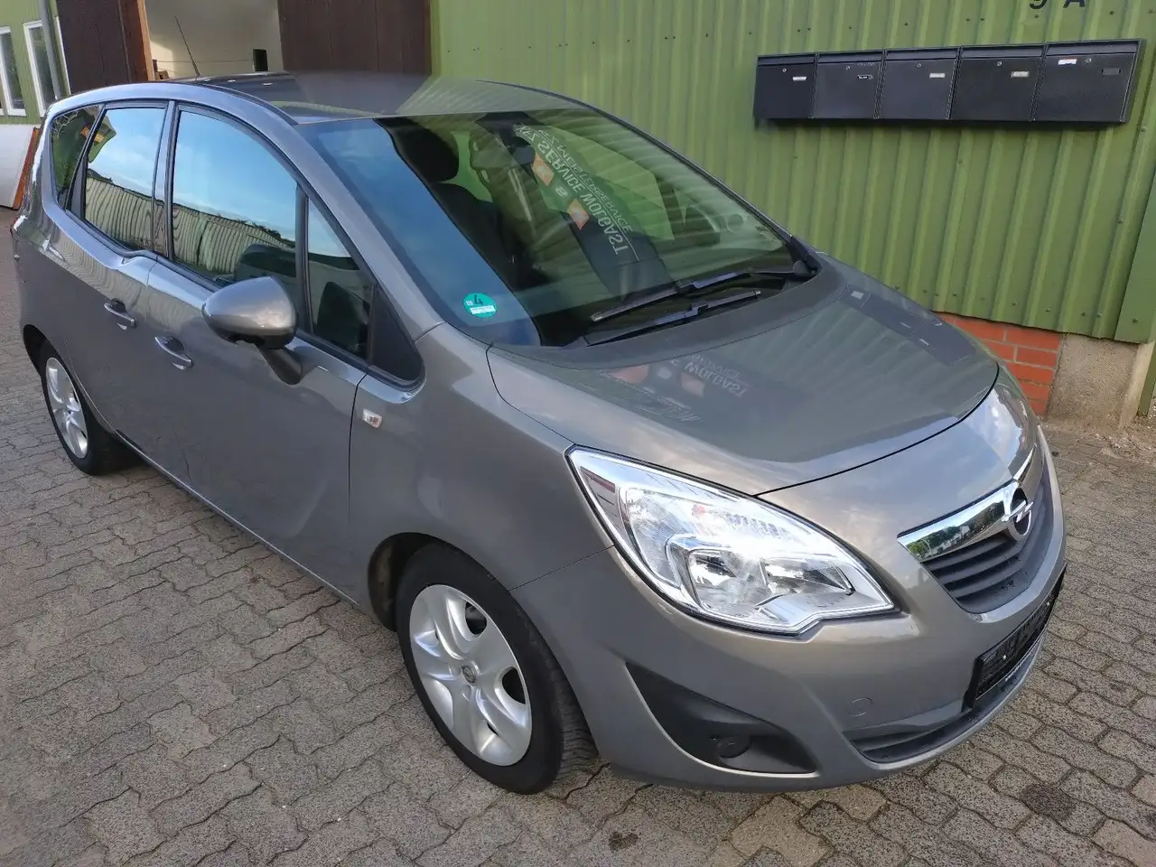 Opel Meriva 1.4, Bremse + Service neu! — photo 1 of 16