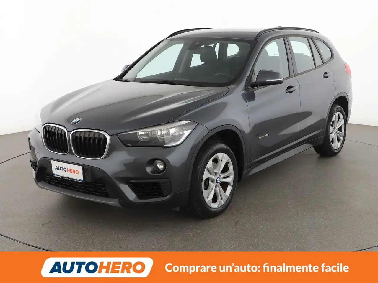 BMW X1 sDrive 16d Advantage — photo 1 of 15