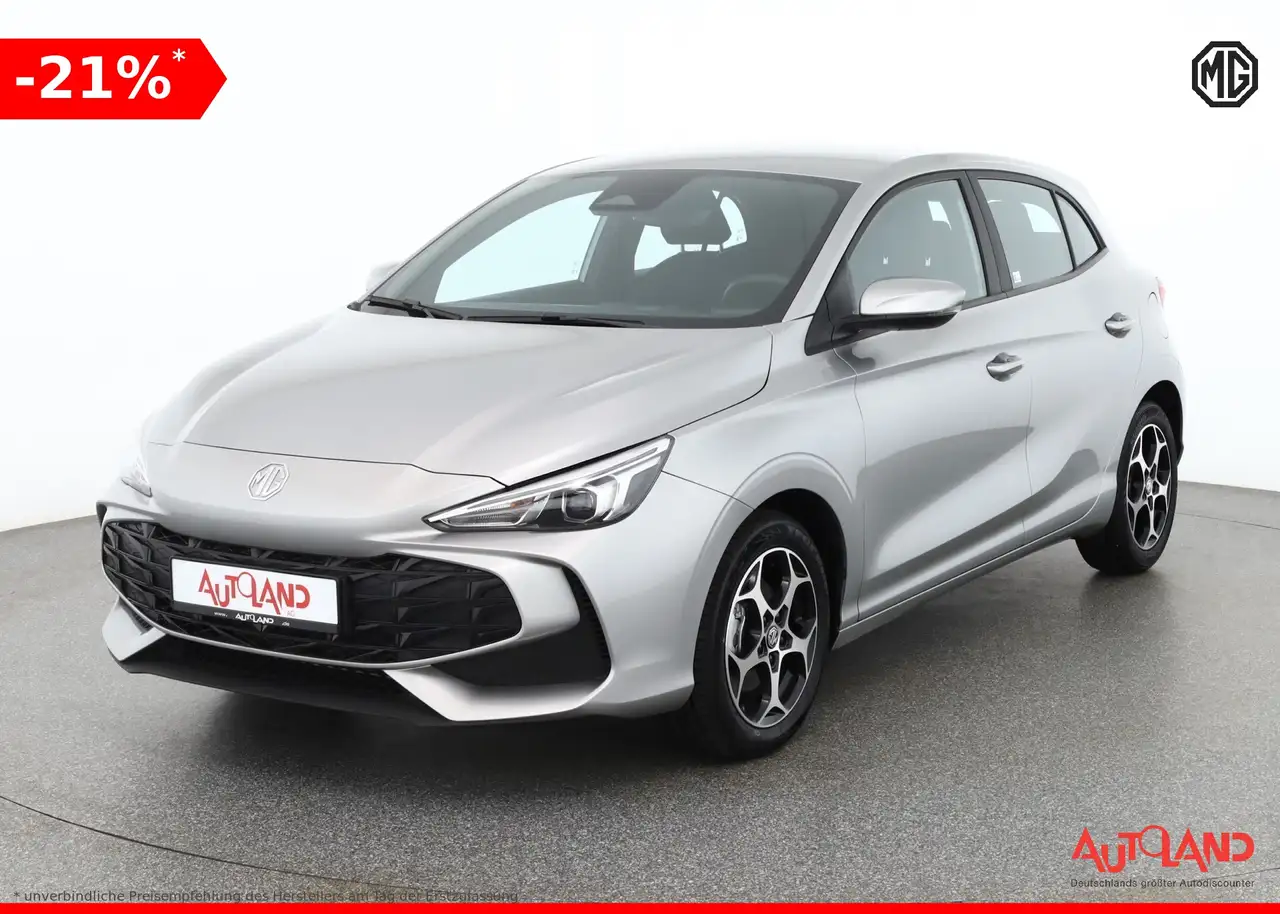 MG MG3 1.5 Comfort LED Navi Kamera — photo 1 of 15