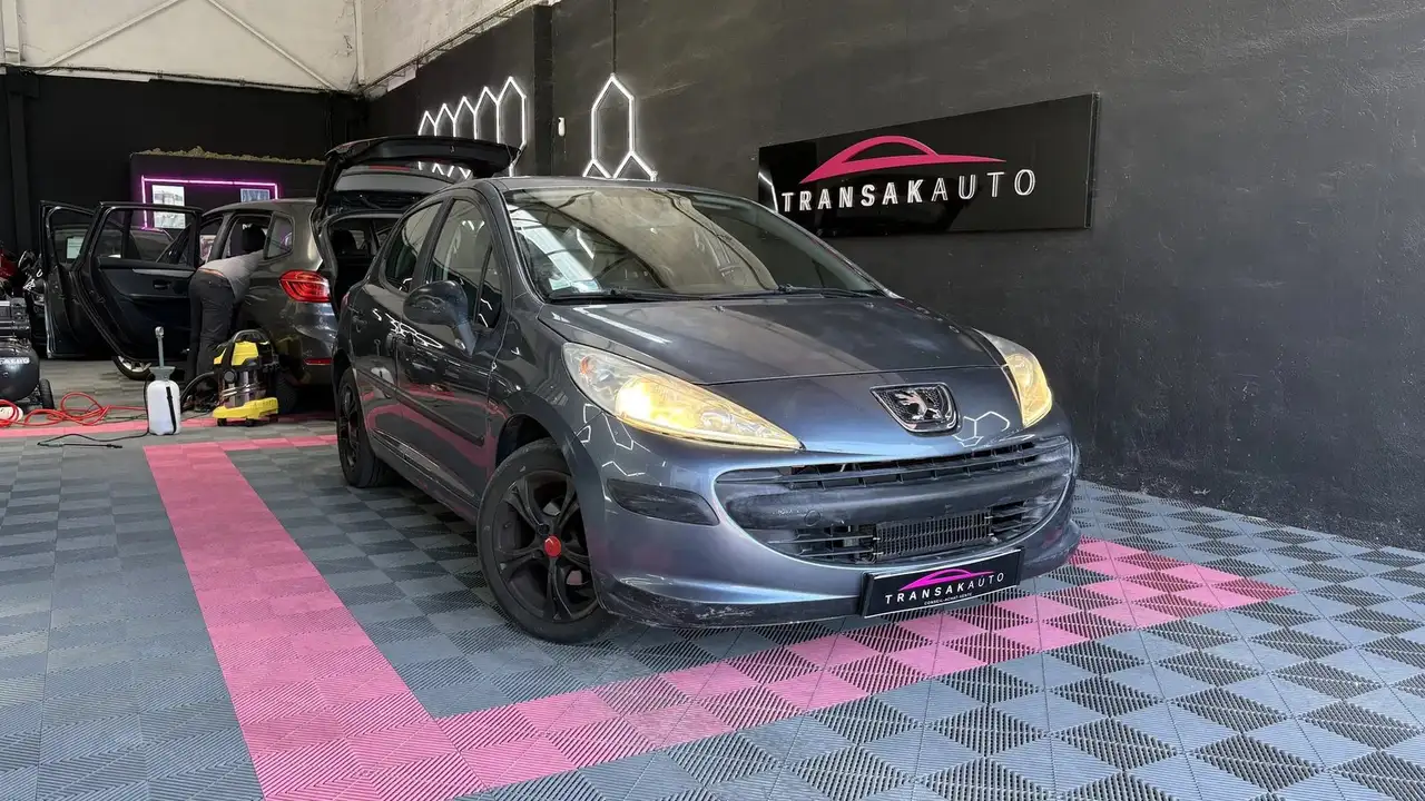 Peugeot 207 Urban 1.4 HDi 70 cv CLIM APPLECARPLAY ENTRETIEN A JOUR — photo 1 of 31
