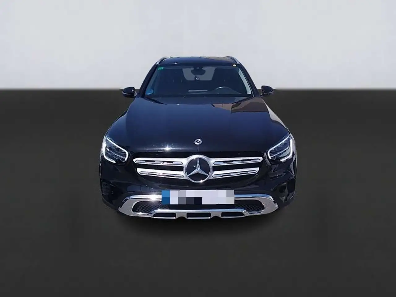 Mercedes-Benz GLC 300 de 4MATIC — photo 1 of 19