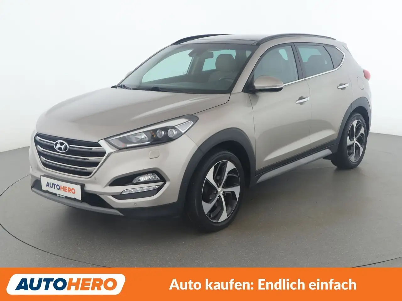 Hyundai TUCSON 2.0 CRDi Platin 4WD — photo 1 of 31