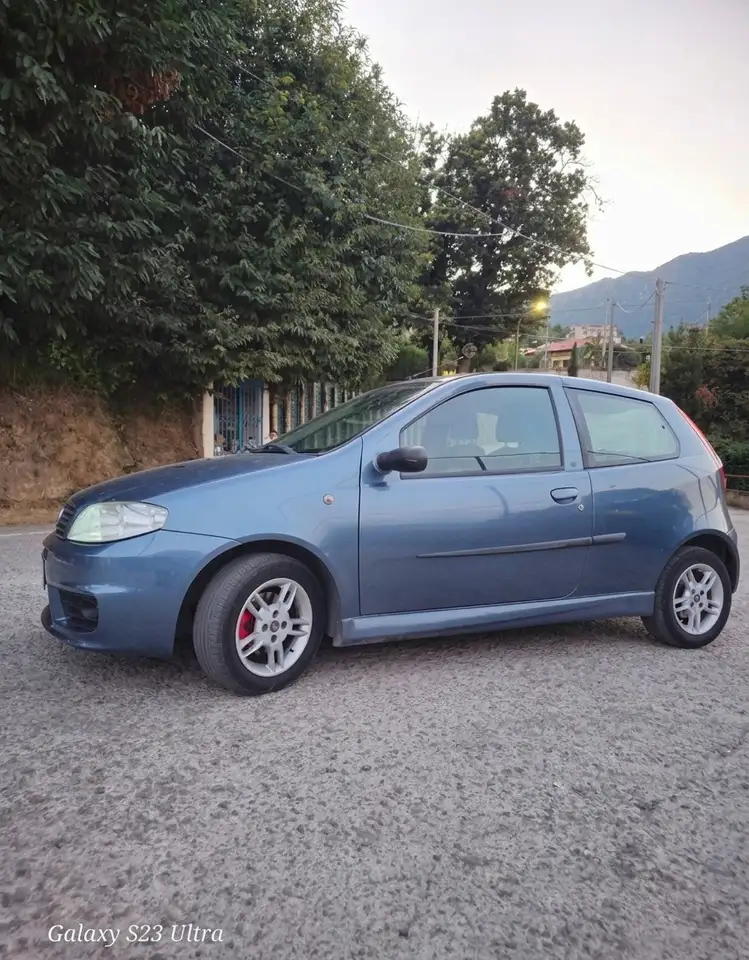 Fiat Punto 3p 1.3 mjt 16v Speed — photo 1 of 15
