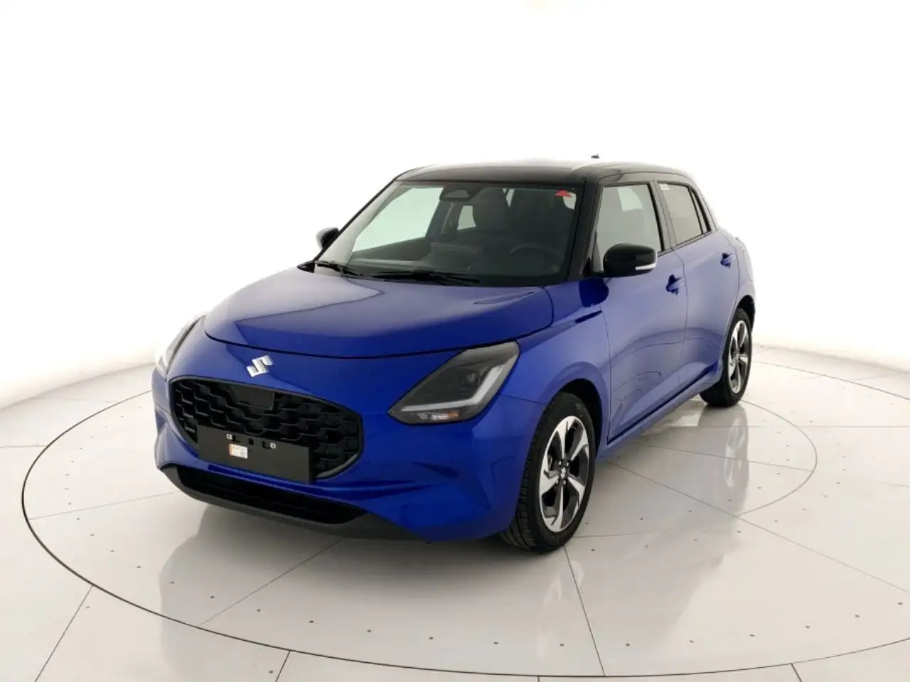 Suzuki Swift 1.2h Top 2wd — photo 1 of 15