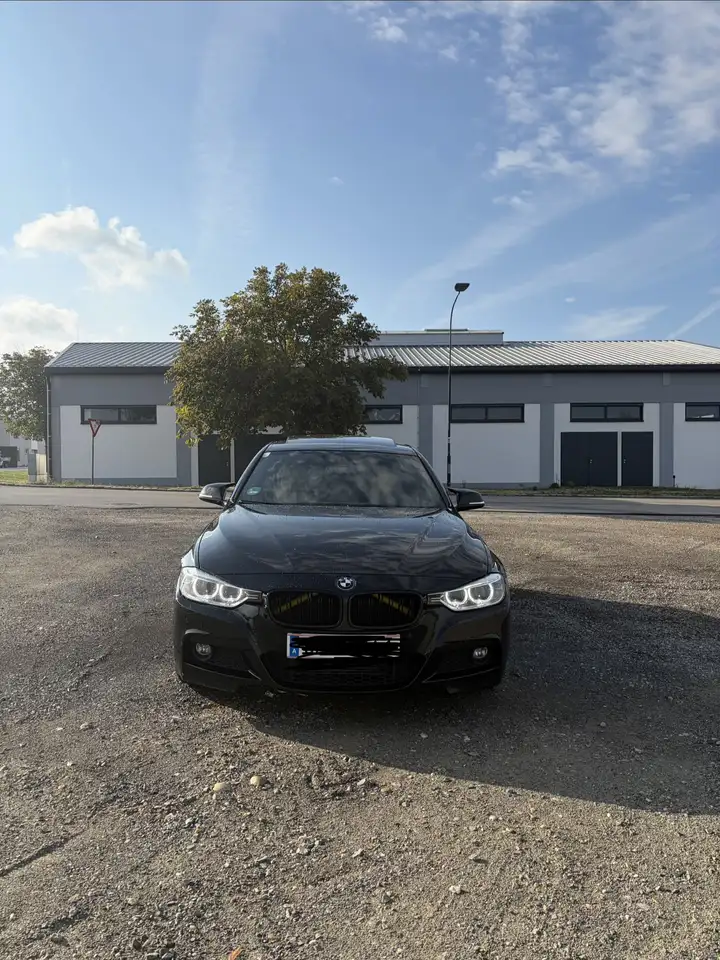 BMW 330 330d M Packet — photo 1 of 20