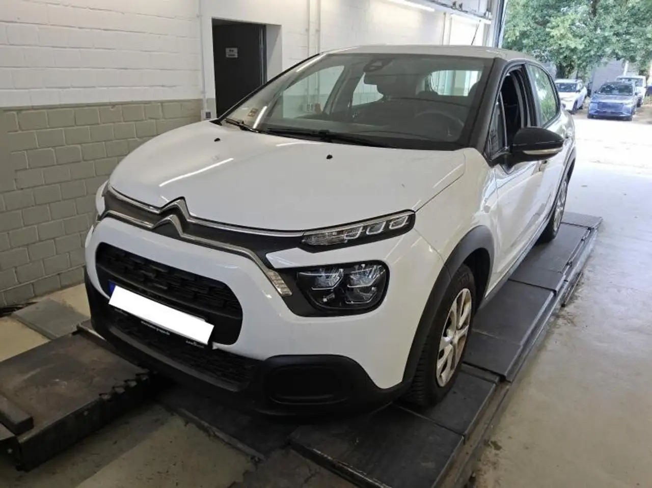 Citroen C3 Feel I.Hand LED Temp Klima DAB — photo 1 of 4