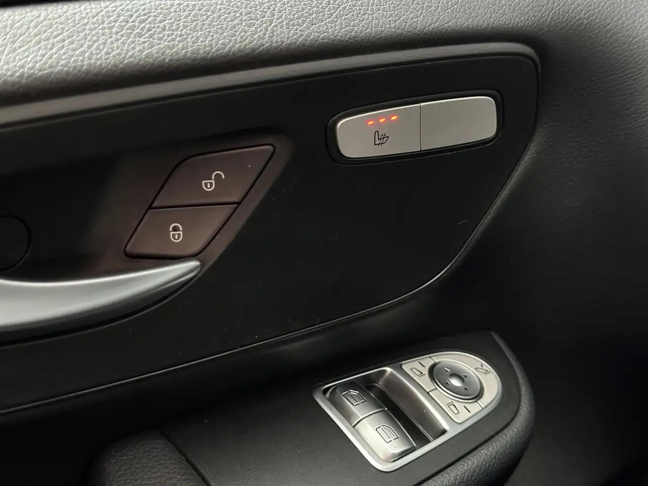 2022 Mercedes-Benz V 250 V250d Lang°DIST+°KAM°NAVI°8-SITZ°, photograph 12