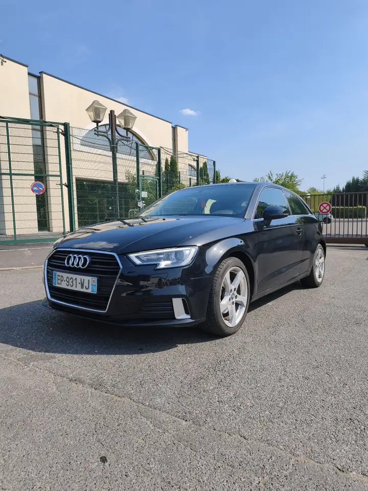 Audi A3 1.5 TFSI CoD 150 Business line — photo 1 of 17
