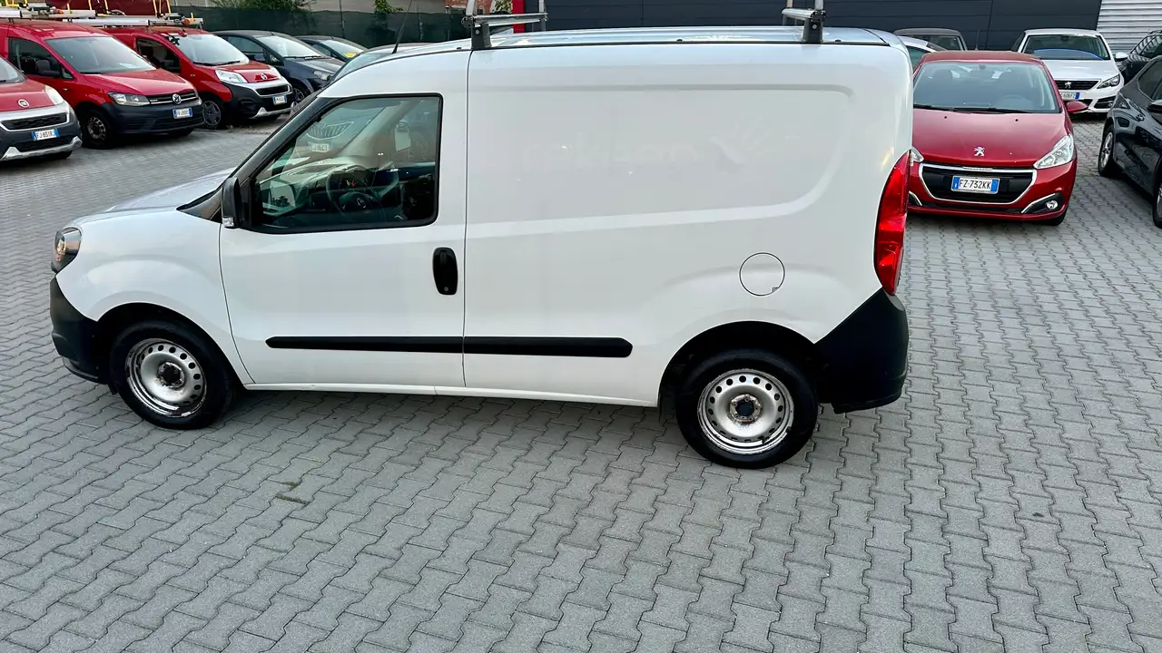 2021 Fiat Doblo CARGO CH1 BUSINESS 1.3 Mjet 95cv E6D S&S Vettura Furgonata 4-door (Euro 6.2) - Neopatentato - Pronta Consegna, photograph 2