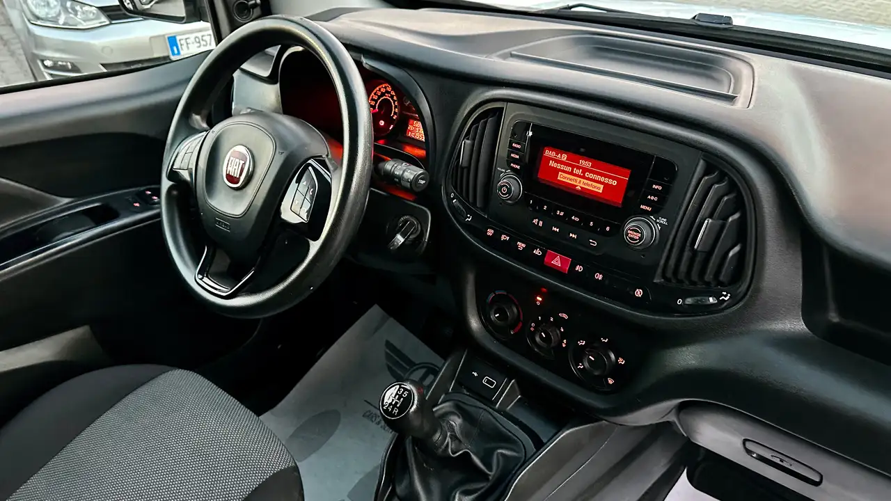2021 Fiat Doblo CARGO CH1 BUSINESS 1.3 Mjet 95cv E6D S&S Vettura Furgonata 4-door (Euro 6.2) - Neopatentato - Pronta Consegna, photograph 9