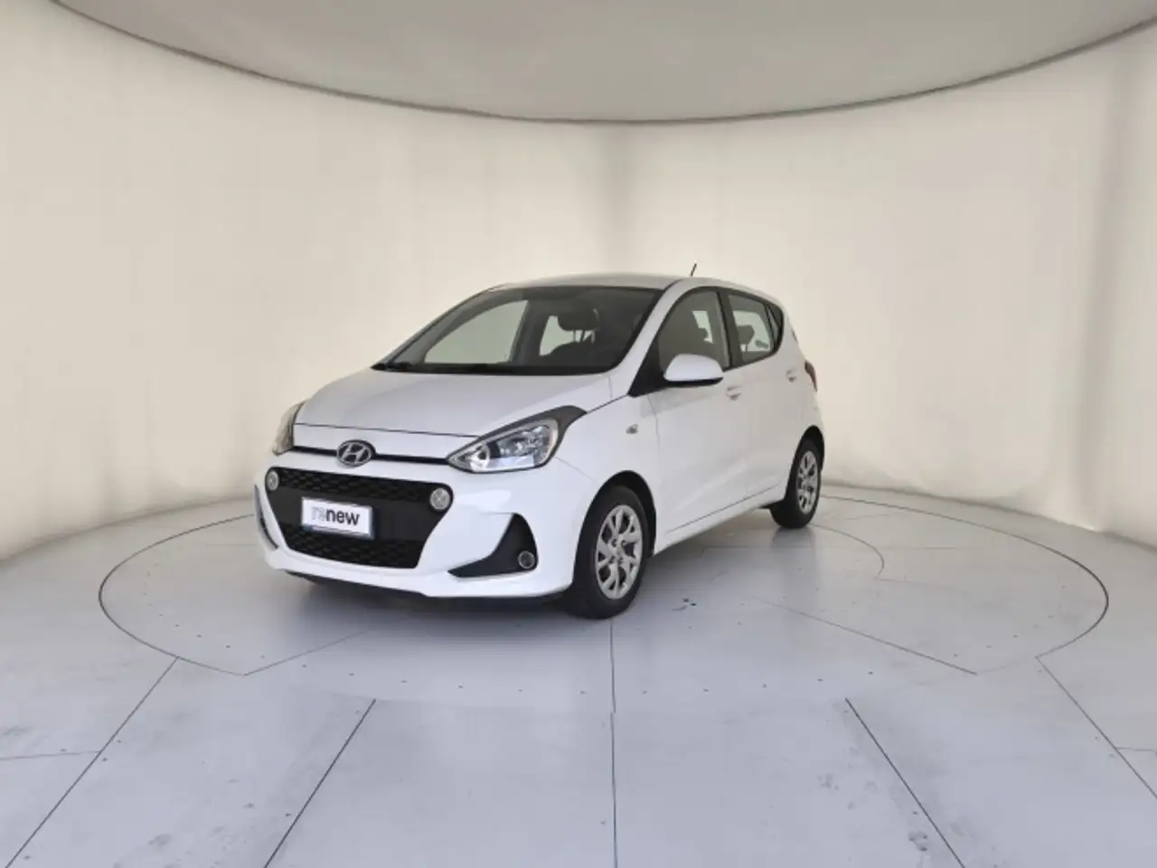 Hyundai i10 i10 1.0 Comfort econext Gpl — photo 1 of 16