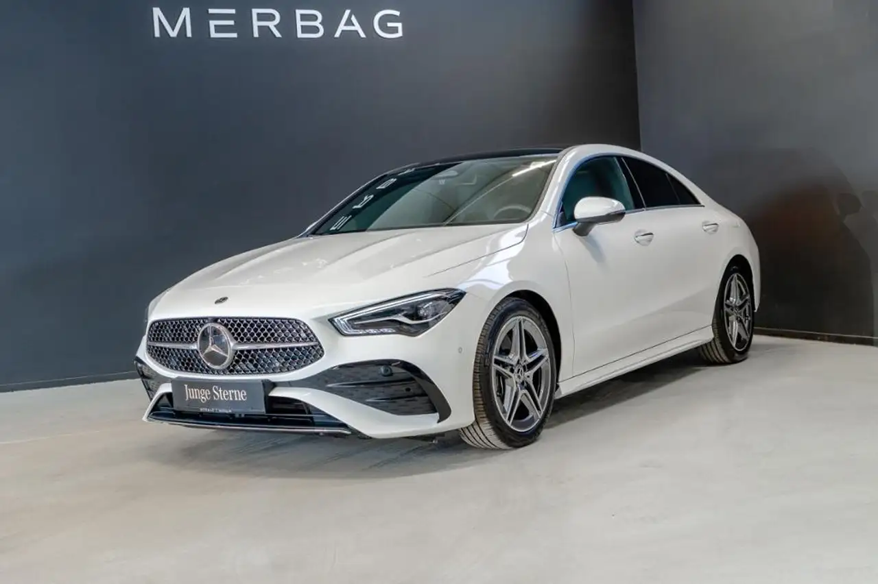 Mercedes-Benz CLA 250 4M *AMG Premium Pano Sound Ambie Totwin — photo 1 of 13