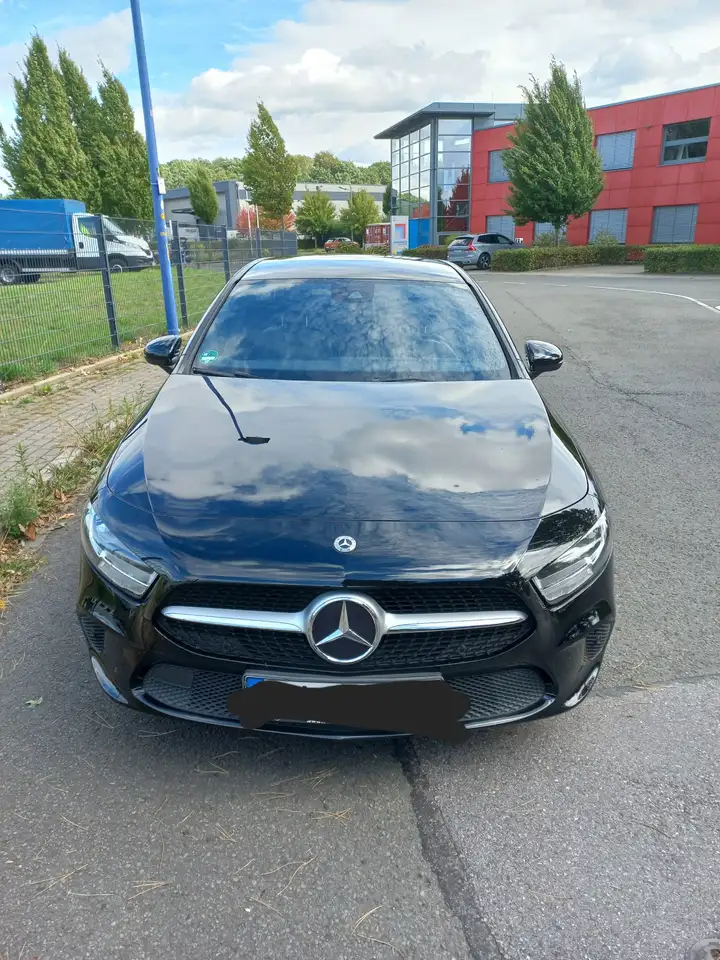 Mercedes-Benz A 200 4Matic 8G-DCT Progressive — photo 1 of 15