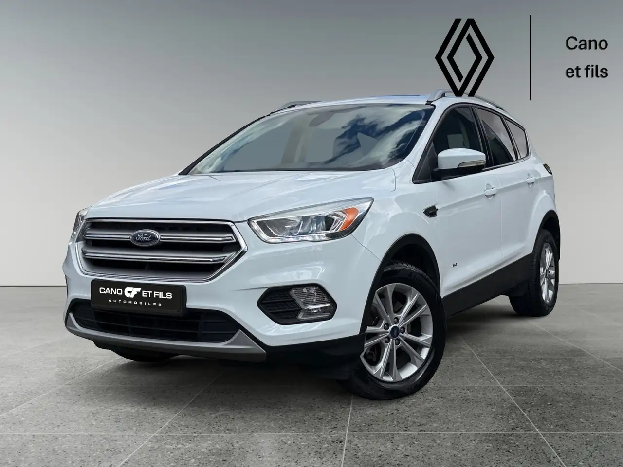 Ford Kuga Kuga Vignale 2.0 TDCi 150 S\u0026amp;S 4x4 BVM6 — photo 1 of 31