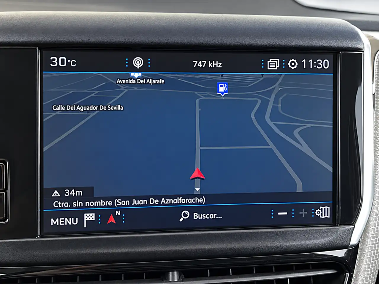 2017 Peugeot 2008 1.2 PureTech S&S Style 110, photograph 10
