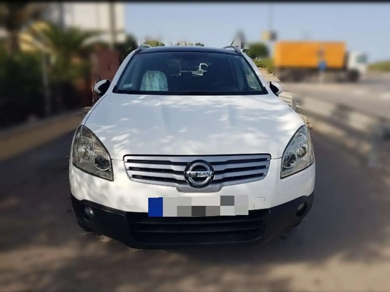 Nissan Qashqai 1.6 dCi 115 Tekna Sport — photo 1 of 10