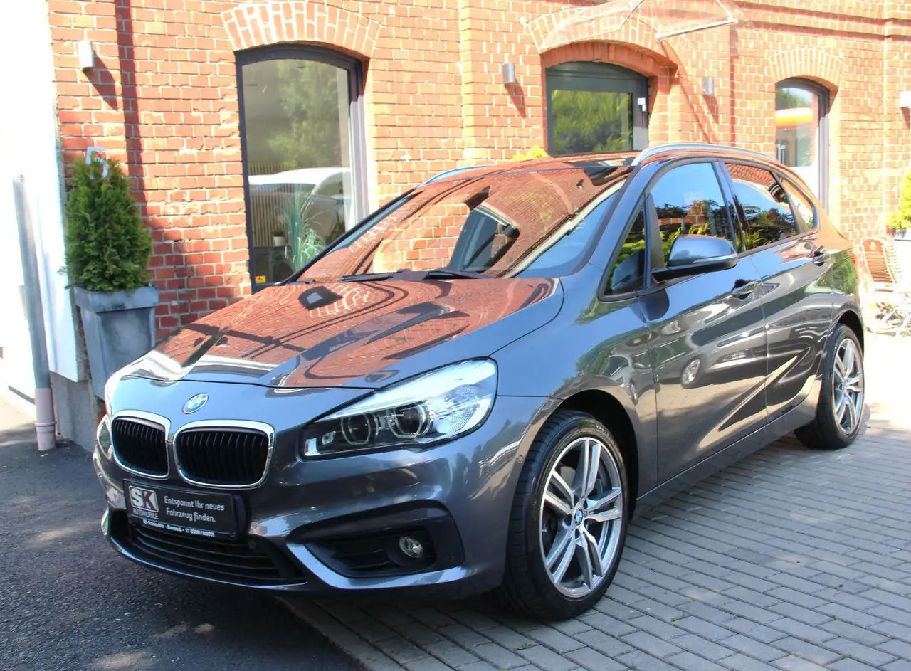 BMW 220 2 Active Tourer 220 d LED&Navi&Automatik — photo 1 of 33