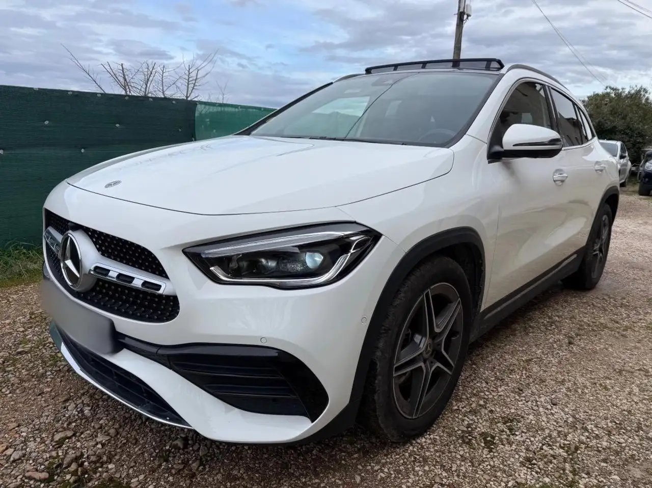 Mercedes-Benz GLA 200 Classe 200D 2.0 CDi 150ch DCT Boîte auto AMG Line — photo 1 of 20
